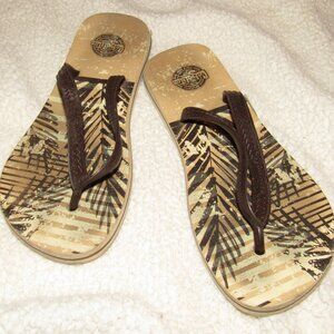 Cute Calzaletas Flip Flops Mens Size 26 Brown/Tan Tropical Design